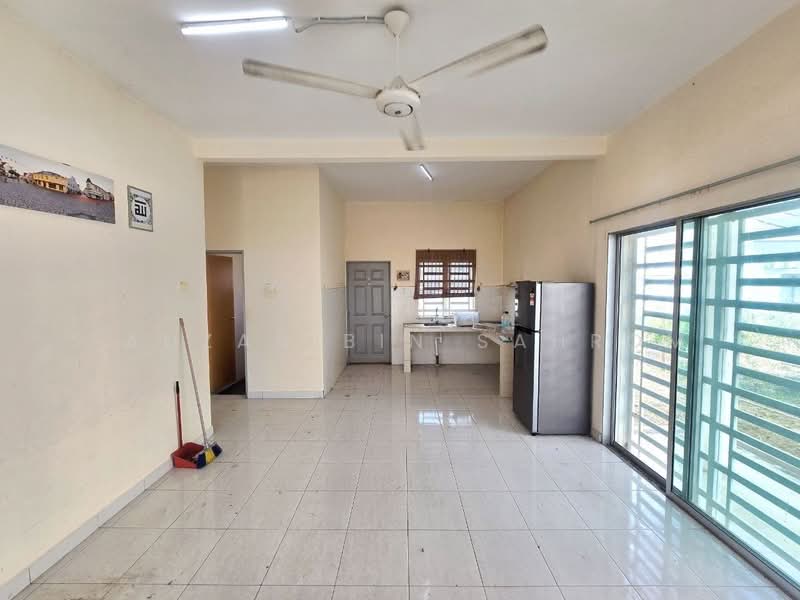 Semi-Detached House for Sale in Taman Intan Baiduri (Sepang) - Fauzan bin Sahrom - PropertyGuru.com.my