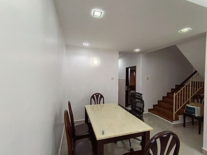 Rumah Teres 2 Tingkat untuk Dijual di TAMAN PUCHONG UTAMA (Puchong) - Sky Lee - Dining Room - PropertyGuru.com.my