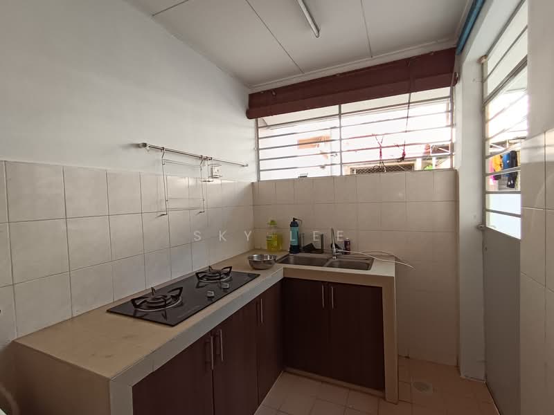 Rumah Teres 2 Tingkat untuk Dijual di TAMAN PUCHONG UTAMA (Puchong) - Sky Lee - Kitchen - PropertyGuru.com.my