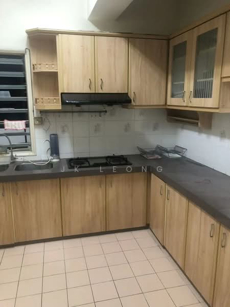 Pangsapuri untuk Dijual di Prima Saujana - JK Leong - Kitchen - PropertyGuru.com.my