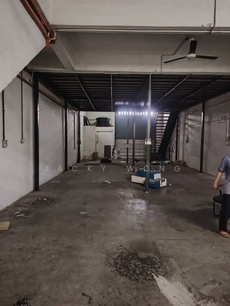Factory for Rent in Meranti Permai Industrial Park (Puchong) - Jacky Wong - Interior - PropertyGuru.com.my