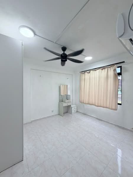 Pangsapuri untuk Disewa di Sri Bayu - Alviss Tay - Bedroom - PropertyGuru.com.my
