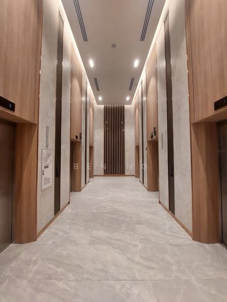 Servis Apartment untuk Disewa di Edelweiss @ Tropicana Gardens - Ben Ng - Corridor - PropertyGuru.com.my