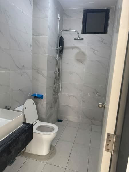 Servis Apartment untuk Disewa di Space Residency - Alviss Tay - Bathroom - PropertyGuru.com.my