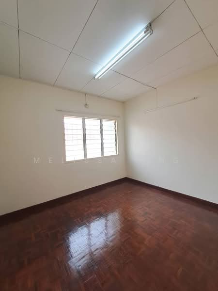 2-storey Terraced House for Rent in TAMAN PUCHONG UTAMA (Puchong) - Melissa Ting - room - PropertyGuru.com.my