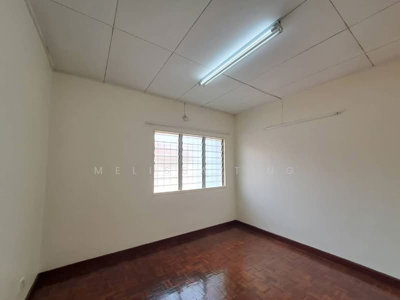2-storey Terraced House for Rent in TAMAN PUCHONG UTAMA (Puchong) - Melissa Ting - room - PropertyGuru.com.my