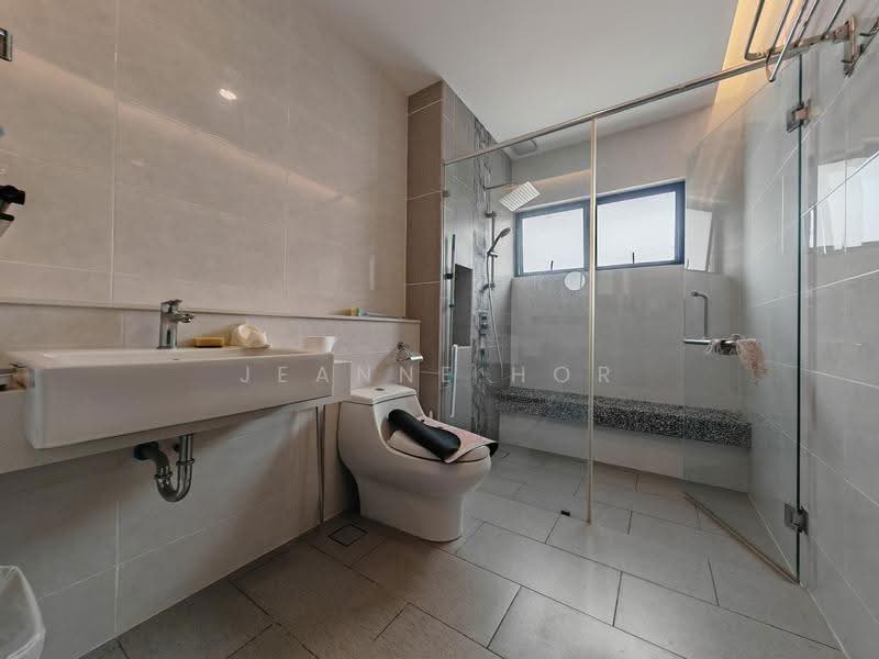 2-storey Terraced House for Rent in 16 Sierra (Puchong) - Jeanne Hor - Master bathroom - PropertyGuru.com.my