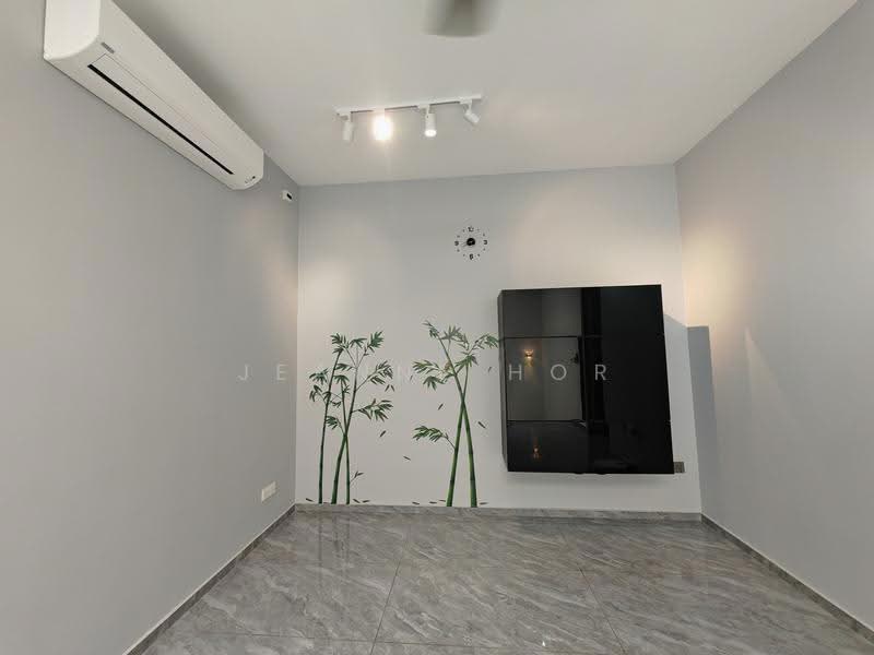 2-storey Terraced House for Rent in 16 Sierra (Puchong) - Jeanne Hor - 1st floor living room - PropertyGuru.com.my