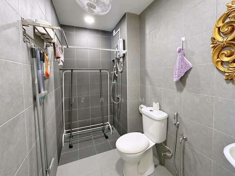 Rumah Teres 2 Tingkat untuk Dijual di Eco Forest (Semenyih) - Norhafiz Bin Mohd Nor - Bathroom - PropertyGuru.com.my
