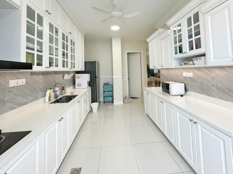 Rumah Teres 2 Tingkat untuk Dijual di Eco Forest (Semenyih) - Norhafiz Bin Mohd Nor - Kitchen - PropertyGuru.com.my