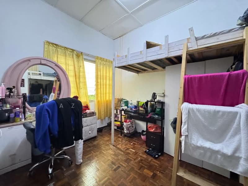 2.5-storey Terraced House for Sale in Bukit Antarabangsa (Ulu Kelang) - Azli Ibrahim - Bedroom - PropertyGuru.com.my