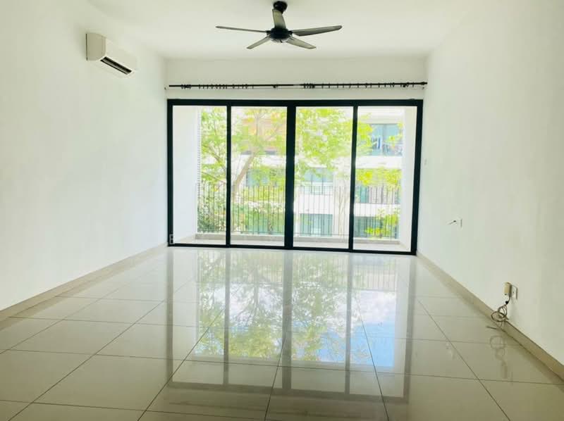 Rumah Bandar untuk Dijual di Shah Alam (Selangor) - Emily Kho - Living Room - PropertyGuru.com.my