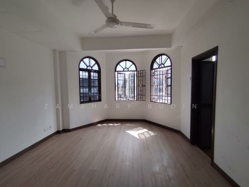 2.5-storey Terraced House for Sale in Ampang Jaya (Ampang) - Zamshary Budin - PropertyGuru.com.my