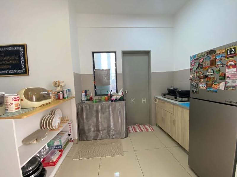 Kediaman Servis untuk Dijual di Alam Sanjung - Emily Kho - Kitchen - PropertyGuru.com.my