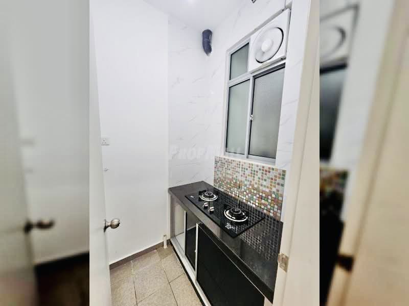 Kondominium untuk Disewa di Sky Awani Residensi 3 - Erin Yusof - Kitchen - PropertyGuru.com.my