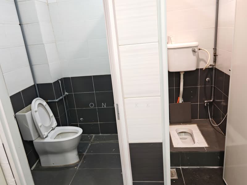 Kedai / Pejabat untuk Disewa di Jalan Klang Lama (Old Klang Road) (Kuala Lumpur) - Ong KK - Bathroom - PropertyGuru.com.my