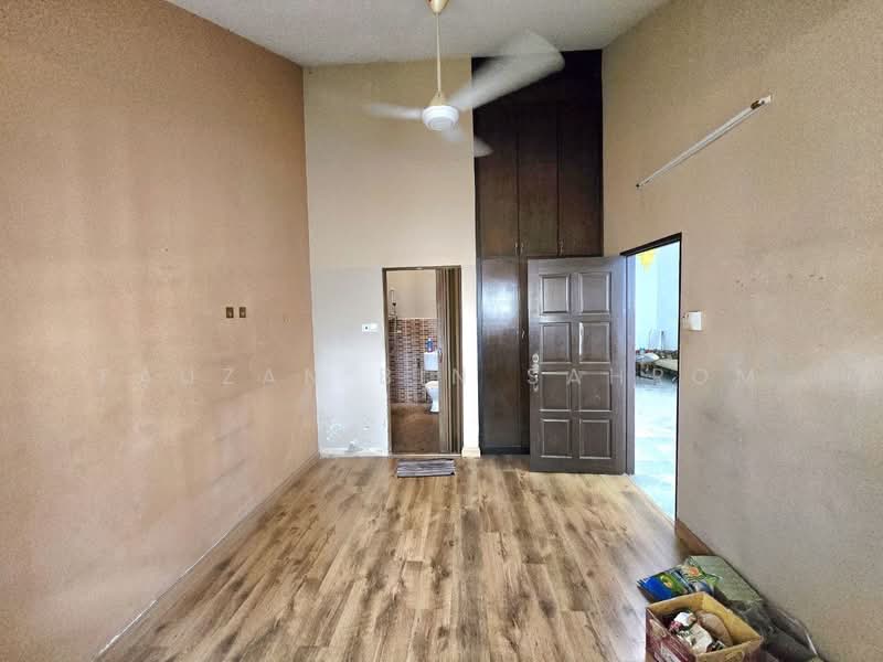 1-storey Terraced House for Sale in Taman Tan Yew Lai (Jalan Klang Lama (Old Klang Road)) - Fauzan bin Sahrom - PropertyGuru.com.my