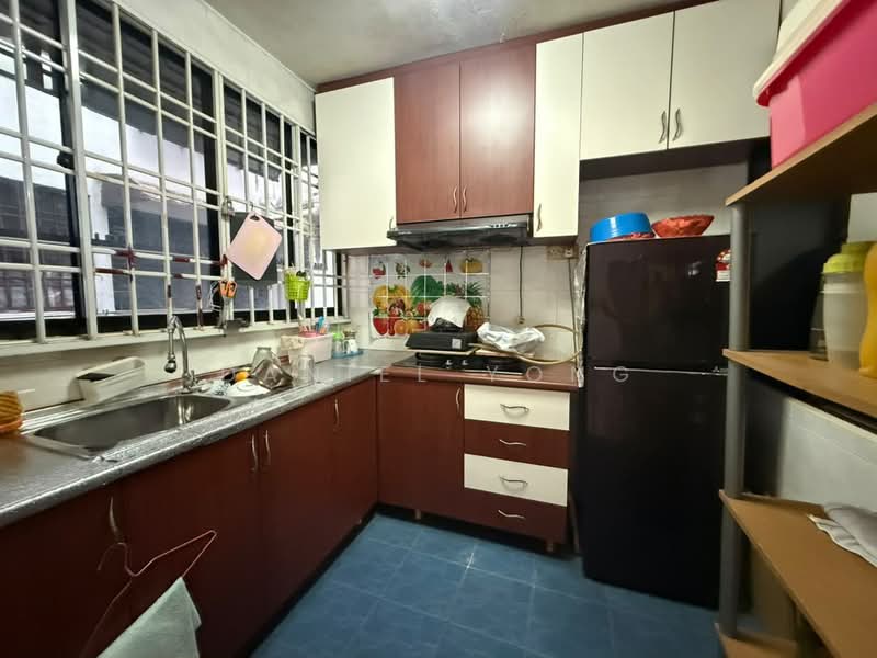 Flat for Sale at Sri Lanang - Daniel Yong - Kitchen - PropertyGuru.com.my