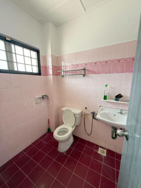 2-storey Terraced House for Rent in Bukit Indah (Iskandar Puteri (Nusajaya)) - Janice Yong - Bathroom - PropertyGuru.com.my