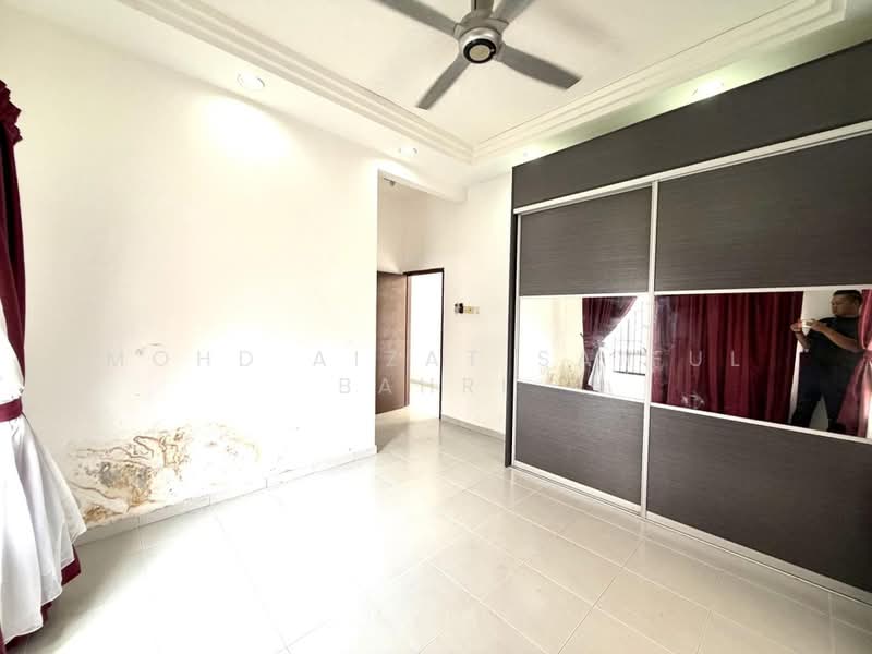 2-storey Terraced House for Sale in Taman Indah Klia (Sepang) - Mohd Aizat Saiful Bahri - Bedroom - PropertyGuru.com.my