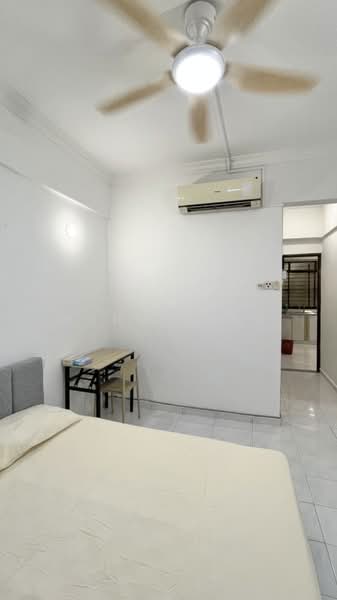 Kondominium untuk Disewa di E-Park Condominium - Weng Sern - Bedroom - PropertyGuru.com.my