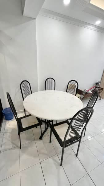 Kondominium untuk Disewa di E-Park Condominium - Weng Sern - Dining Room - PropertyGuru.com.my