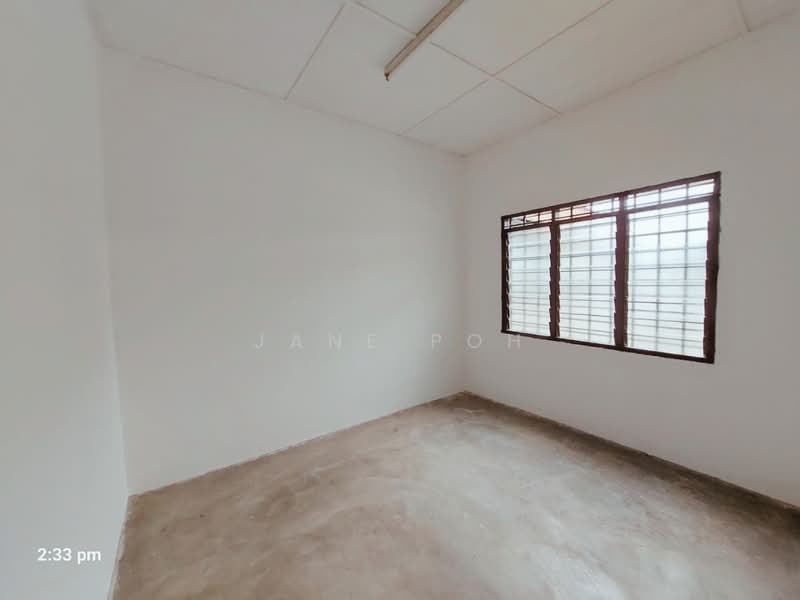 1-storey Terraced House for Sale in Bandar Universiti Seri Iskandar (Bota) - Jane Poh - Interior - PropertyGuru.com.my