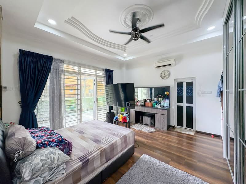 3-storey Terraced House for Sale in Ukay Perdana (Ulu Kelang) - Ali Idris - Bedroom - PropertyGuru.com.my