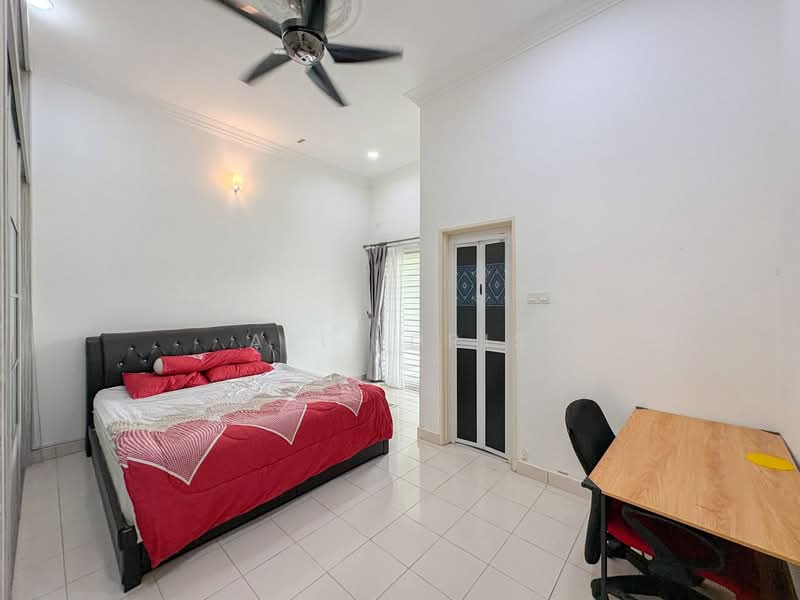 3-storey Terraced House for Sale in Ukay Perdana (Ulu Kelang) - Ali Idris - Bedroom - PropertyGuru.com.my