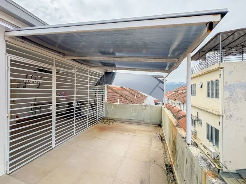 3-storey Terraced House for Sale in Ukay Perdana (Ulu Kelang) - Ali Idris - Exterior - PropertyGuru.com.my