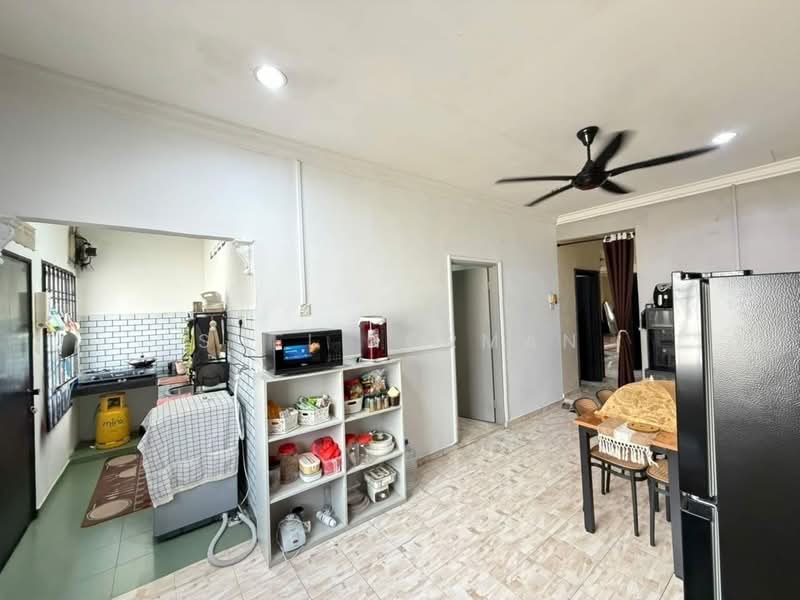 Rumah Teres 1 Tingkat untuk Dijual di Taman Kota Masai (Pasir Gudang) - Sufi Norman - Kitchen - PropertyGuru.com.my