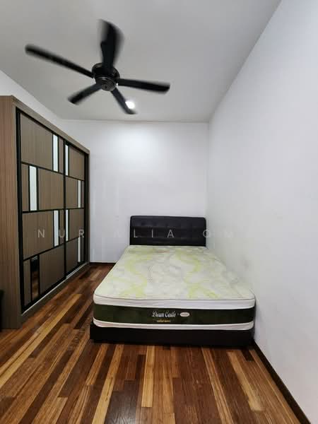 Service Residence for Sale at Renai Jelutong - Nur Alia Omar - Bedroom - PropertyGuru.com.my