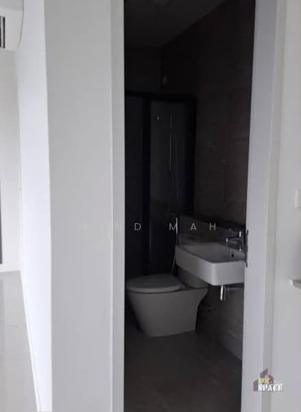 Servis Apartment untuk Disewa di Edelweiss @ Tropicana Gardens - Wind Mah - Bathroom - PropertyGuru.com.my