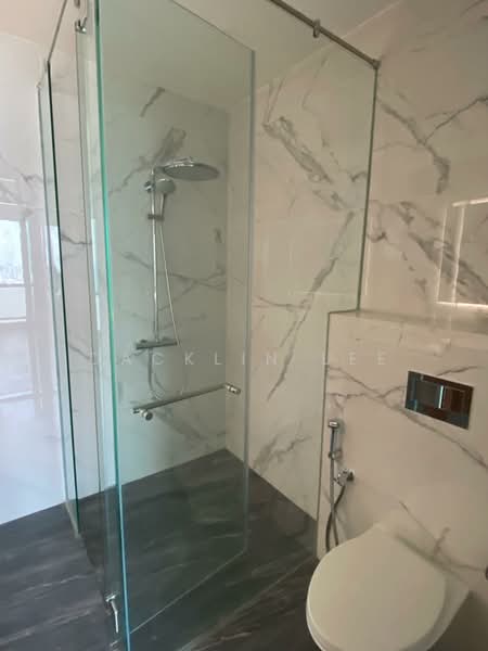 Servis Apartment untuk Dijual di Core Residence @ TRX - Dacklin Lee - Bathroom - PropertyGuru.com.my