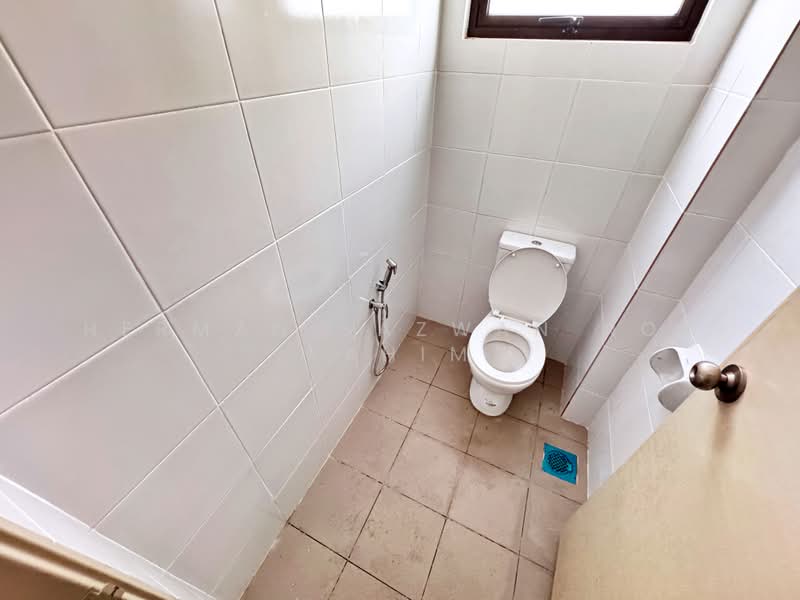 Shop / Office for Rent in Alam Damai (Cheras) - Herman Sazwan Nor Rahim - Bathroom - PropertyGuru.com.my