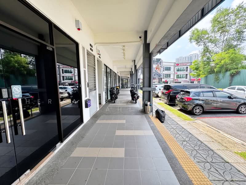 Shop / Office for Rent in Alam Damai (Cheras) - Herman Sazwan Nor Rahim - Corridor - PropertyGuru.com.my