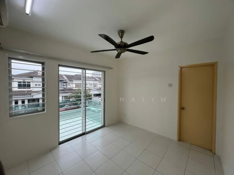 Townhouse for Sale in Bandar Saujana Putra (Tanjong Duabelas) - Hairi Halim - PropertyGuru.com.my