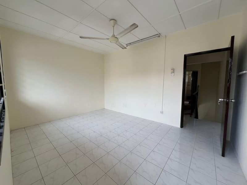 Rumah Teres 2 Tingkat untuk Disewa di Sungai Long (Bandar Sungai Long) - Conan Yii - Interior - PropertyGuru.com.my