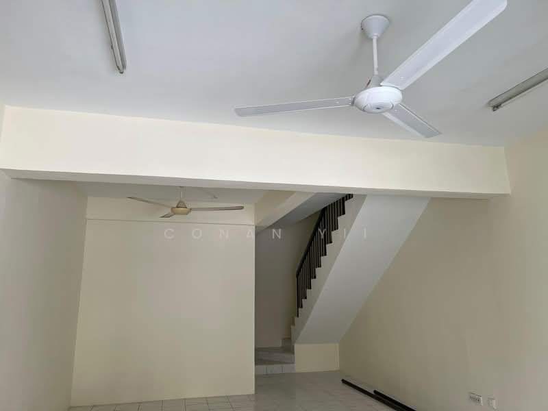 Rumah Teres 2 Tingkat untuk Disewa di Sungai Long (Bandar Sungai Long) - Conan Yii - PropertyGuru.com.my