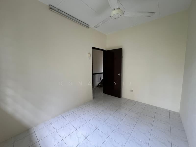 Rumah Teres 2 Tingkat untuk Disewa di Sungai Long (Bandar Sungai Long) - Conan Yii - PropertyGuru.com.my