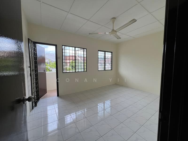 Rumah Teres 2 Tingkat untuk Disewa di Sungai Long (Bandar Sungai Long) - Conan Yii - PropertyGuru.com.my