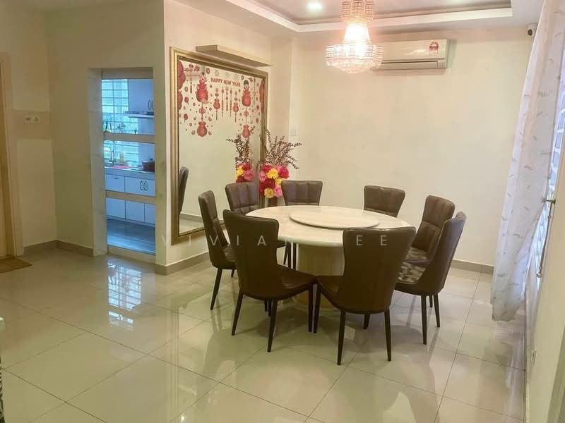 Rumah Berkembar untuk Dijual di Selayang (Selangor) - Vivian Lee - Dining Room - PropertyGuru.com.my