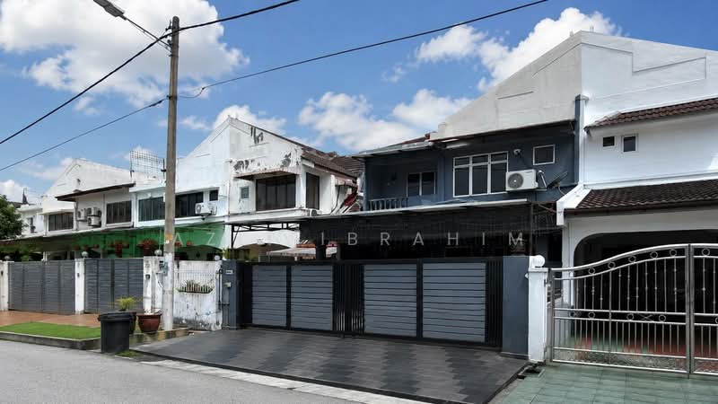 Rumah Teres 2 Tingkat untuk Dijual di Pandan Indah (Ampang) - Azli Ibrahim - Exterior - PropertyGuru.com.my