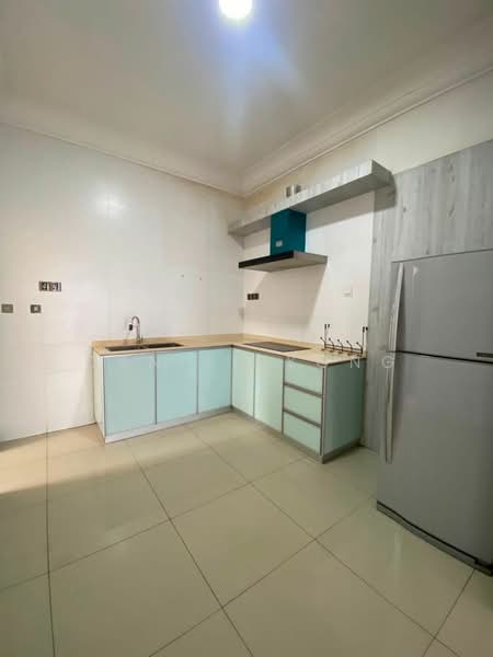 Service Residence for Rent at V@SUMMERPLACE - Daniel Yong - Kitchen - PropertyGuru.com.my