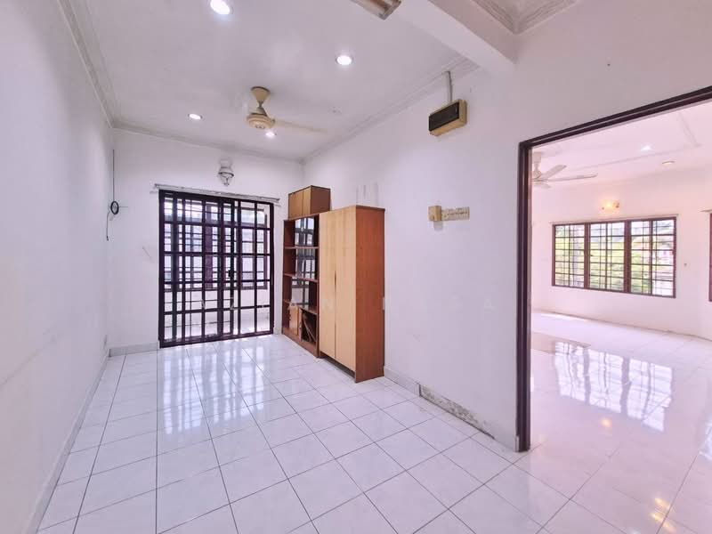 2-storey Terraced House for Sale in Seksyen 7 (Kota Damansara) - Azian Nasa - PropertyGuru.com.my