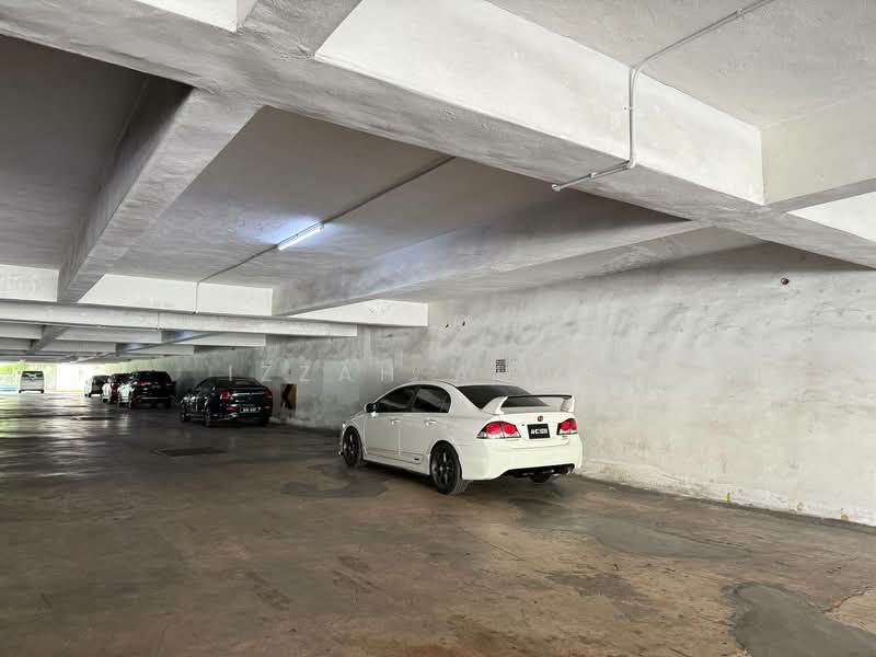 Kondominium untuk Dijual di D'Casa Condominium - Izzah Alias - Car Park - PropertyGuru.com.my