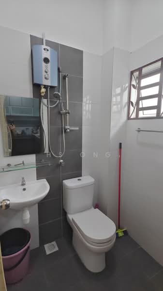 Rumah Teres 2 Tingkat untuk Dijual di Klang (Selangor) - HS Ong - Bathroom - PropertyGuru.com.my