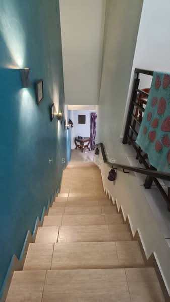 Rumah Teres 2 Tingkat untuk Dijual di Klang (Selangor) - HS Ong - Staircase to 1st Floor - PropertyGuru.com.my