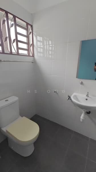 Rumah Teres 2 Tingkat untuk Dijual di Klang (Selangor) - HS Ong - Bathroom - PropertyGuru.com.my