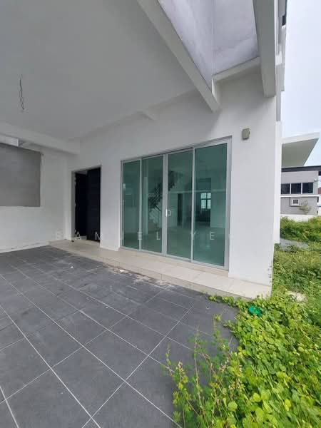 Rumah Teres 3 Tingkat untuk Dijual di Kampung Simpah (Butterworth) - Samuel Yeoh - Exterior - PropertyGuru.com.my